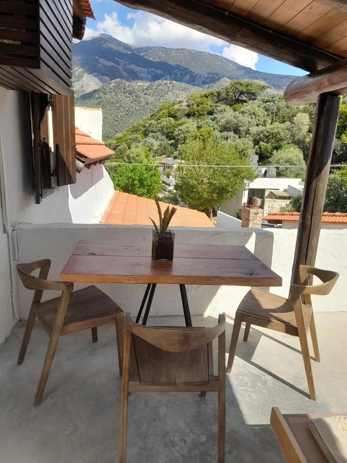Monastery Estate Guesthouse سوغيا المظهر الخارجي الصورة